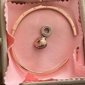 Pandora seashell charm new